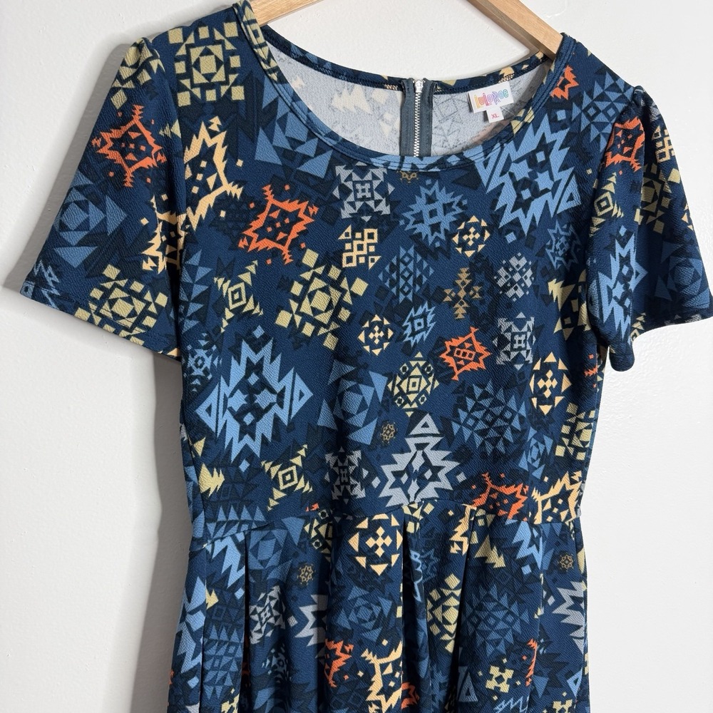 NWOT Lularoe Amelia Fit & Flare Dress XL Pockets Blue Multicolor Stretch Retro - Picture 7 of 8